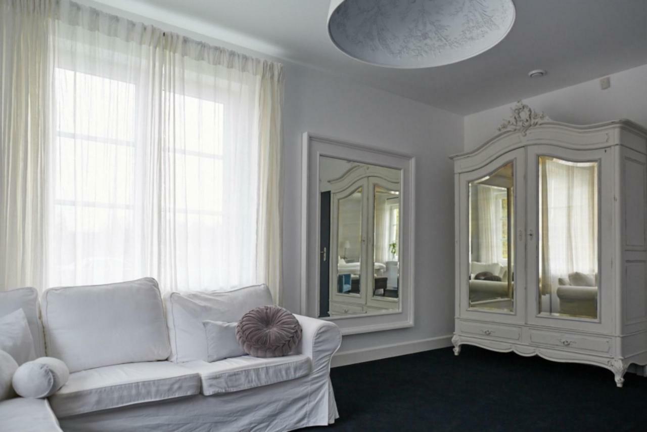 Biala Wstazka B&B Czepino 외부 사진